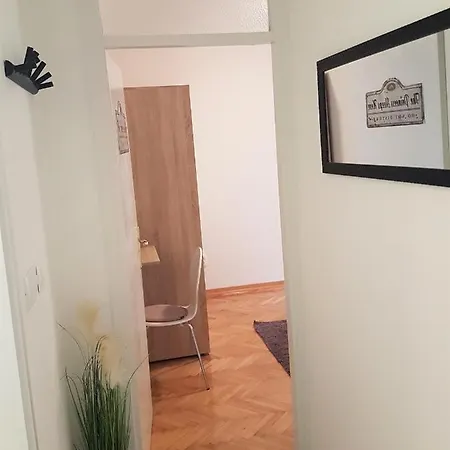 Apartment Tonka *